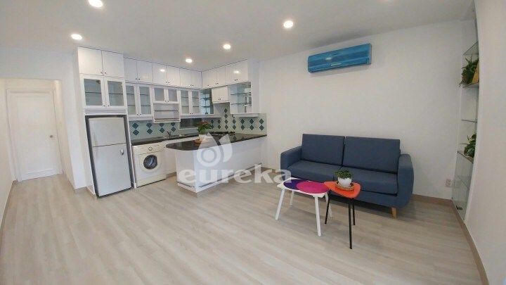 Apartment For Rent In  Nguyen Cuu Van